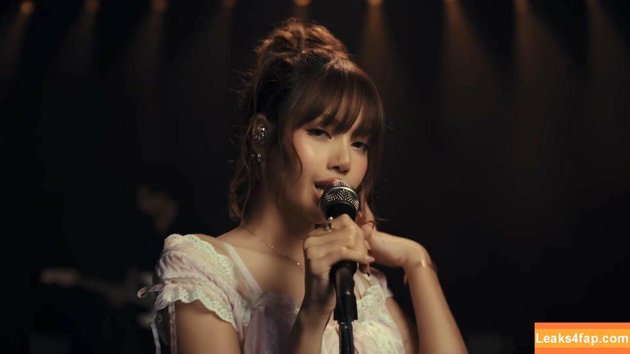 Lisa Blackpink /  слитое фото фото #0503