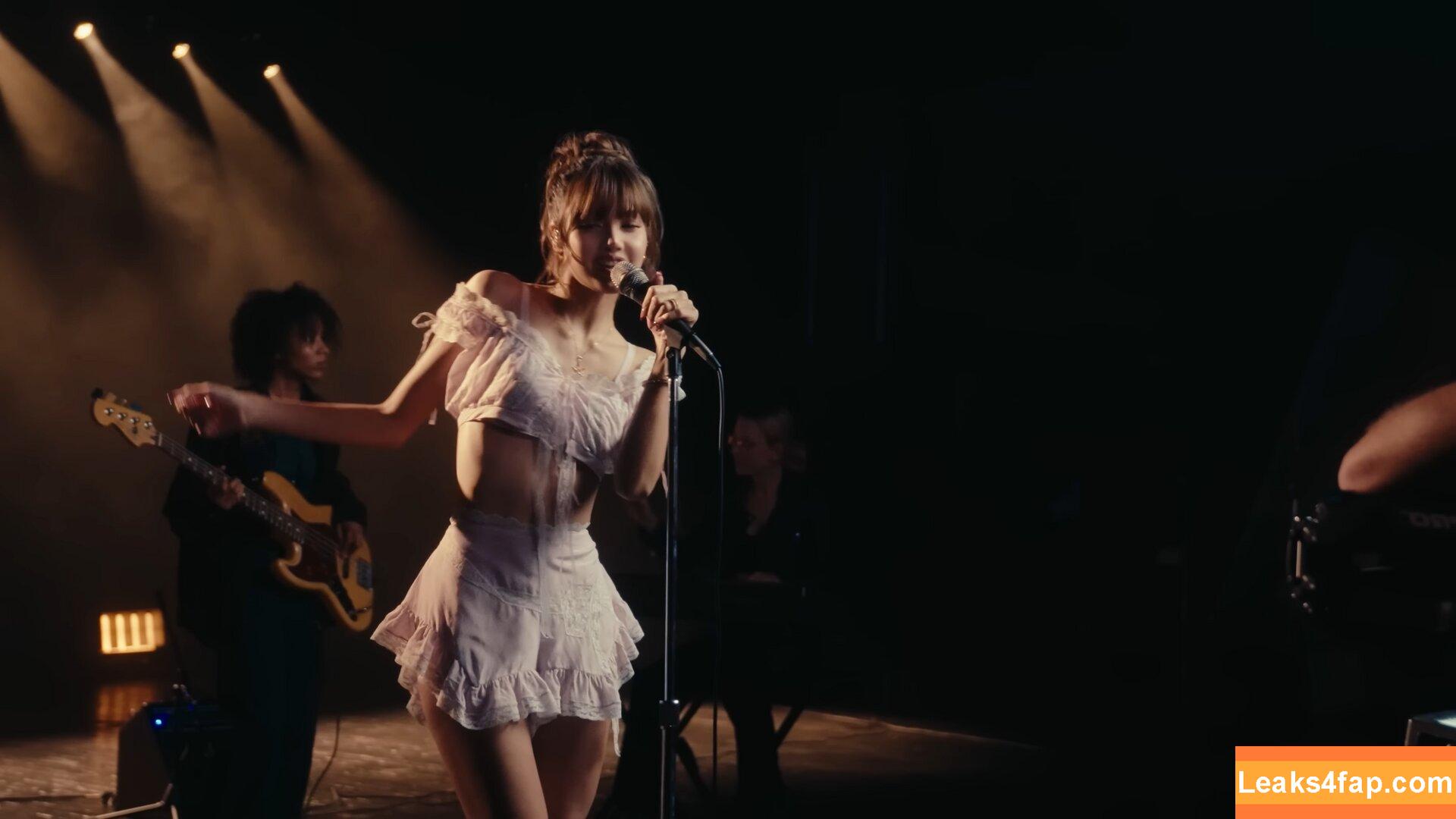 Lisa Blackpink /  слитое фото фото #0526