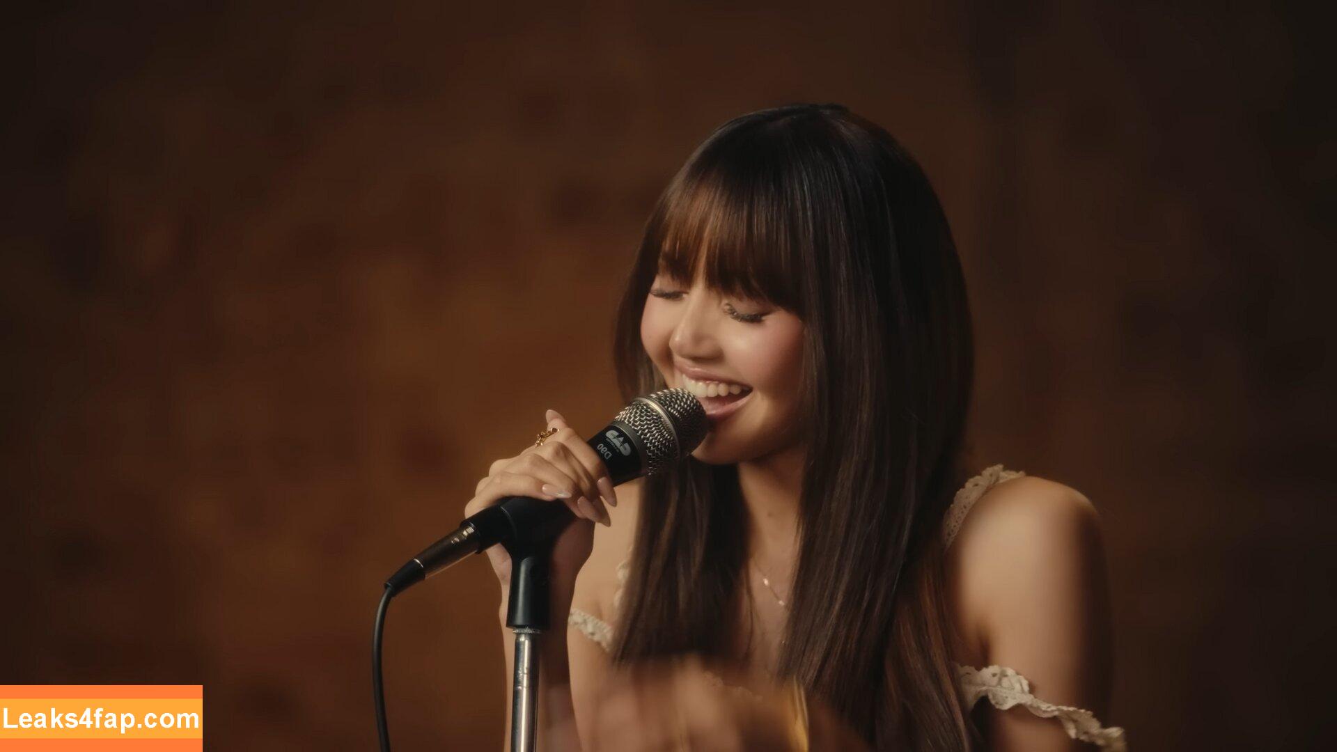 Lisa Blackpink /  слитое фото фото #0528