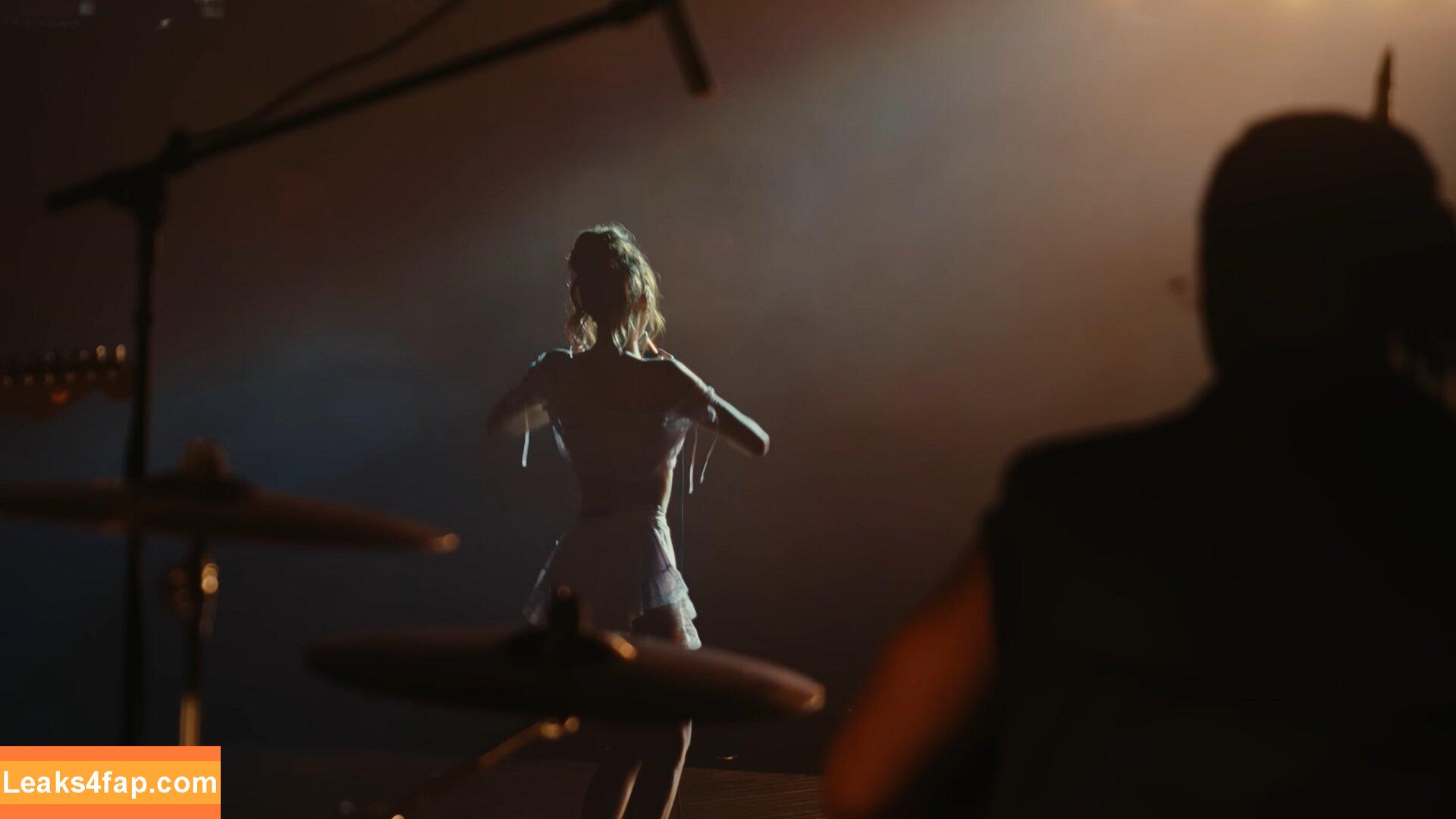 Lisa Blackpink /  слитое фото фото #0529