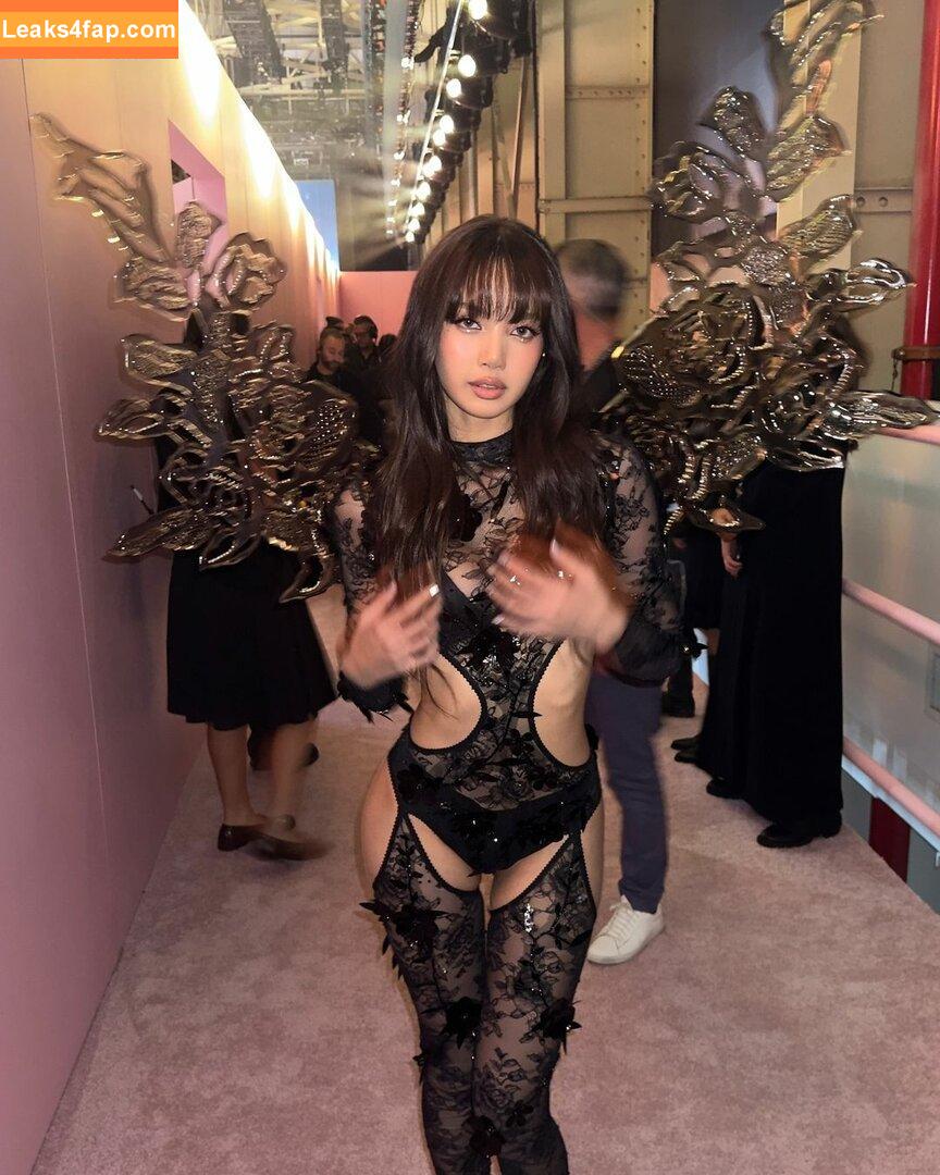 Lisa Blackpink /  слитое фото фото #0548