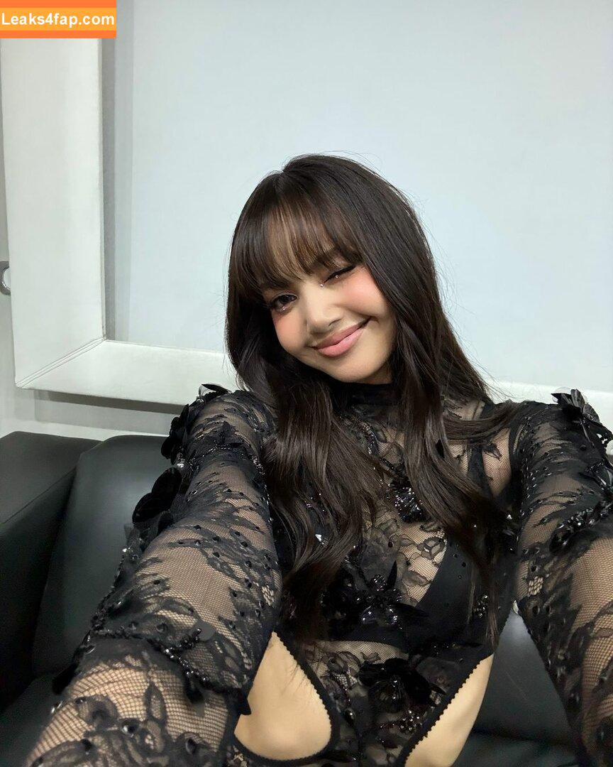 Lisa Blackpink /  слитое фото фото #0553