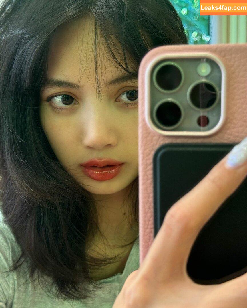 Lisa Blackpink /  слитое фото фото #0593