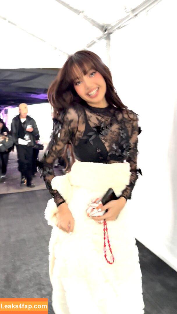 Lisa Blackpink /  слитое фото фото #0614