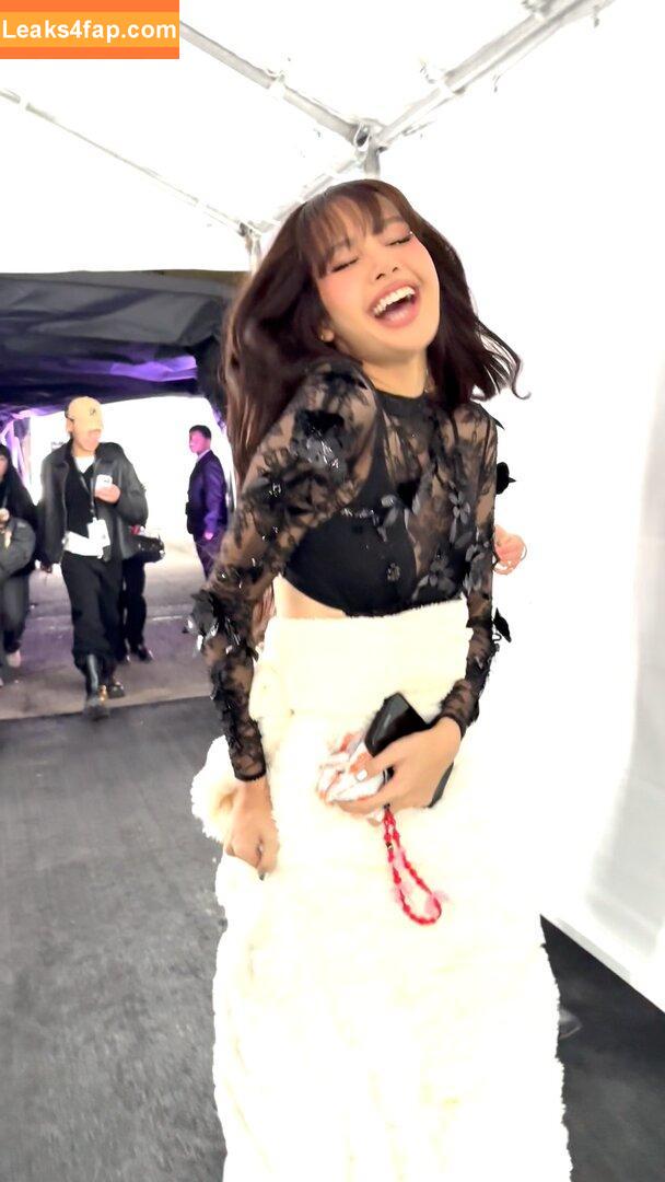 Lisa Blackpink /  слитое фото фото #0615