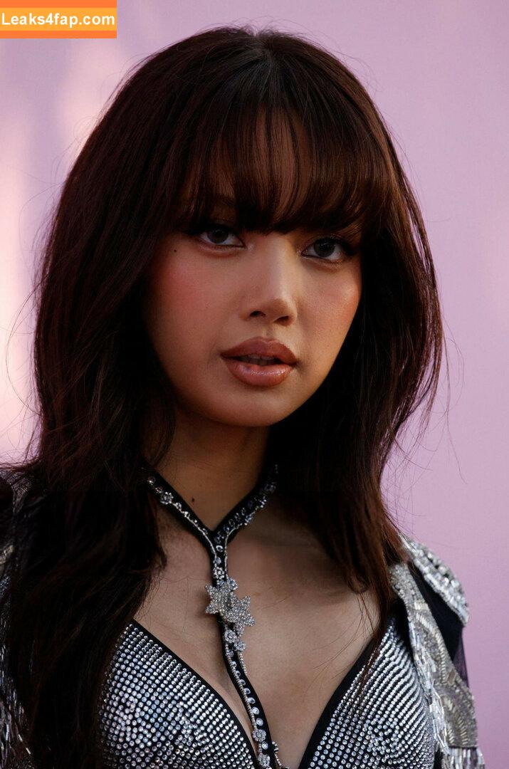 Lisa Blackpink /  слитое фото фото #0636