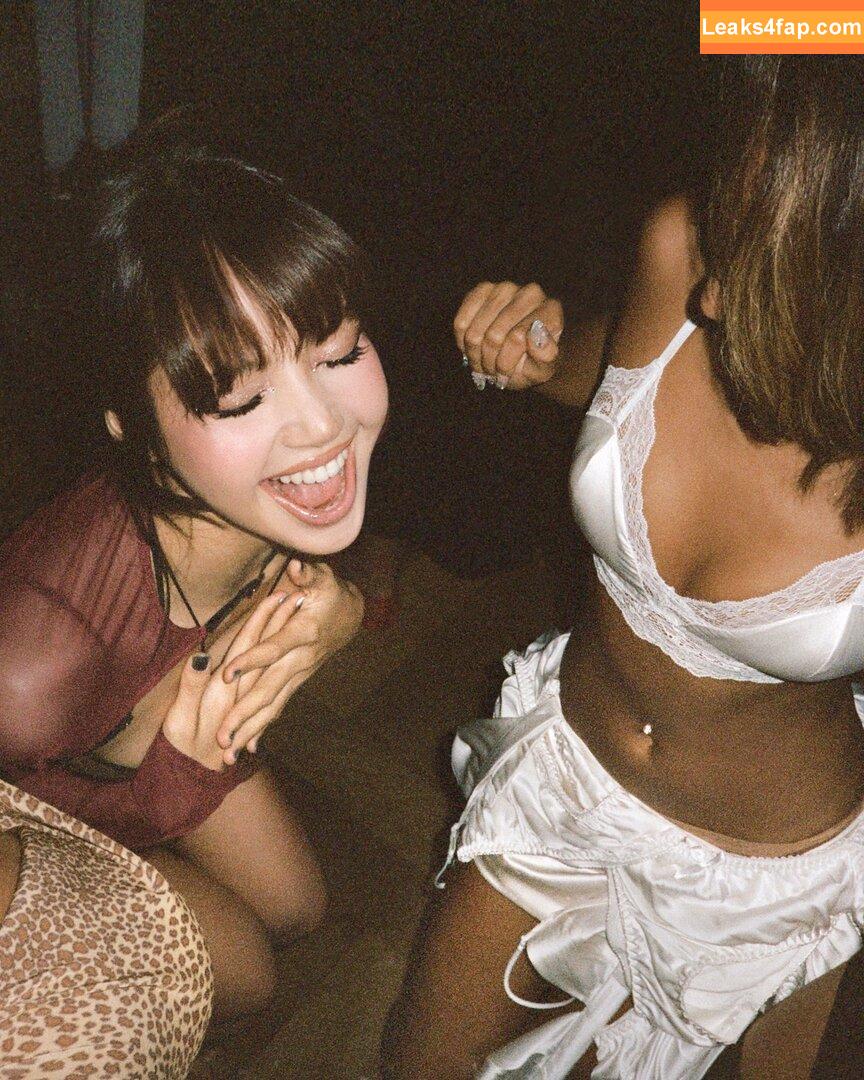 Lisa Blackpink /  слитое фото фото #0674