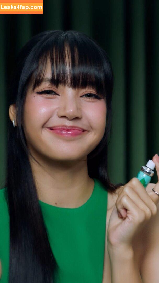 Lisa Blackpink /  слитое фото фото #0678