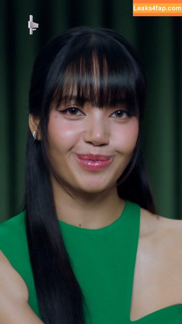 Lisa Blackpink /  слитое фото фото #0689