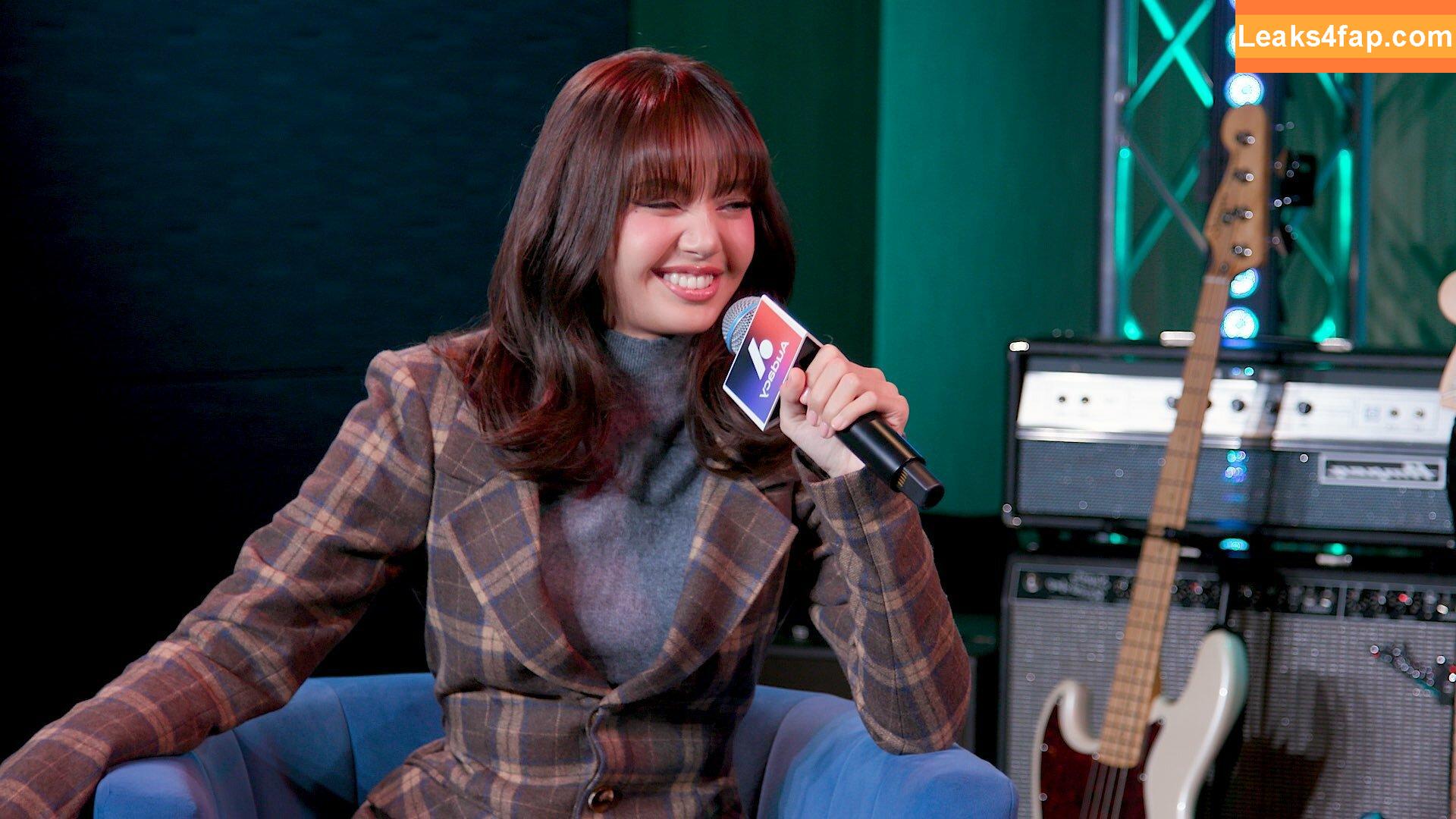 Lisa Blackpink /  слитое фото фото #0696