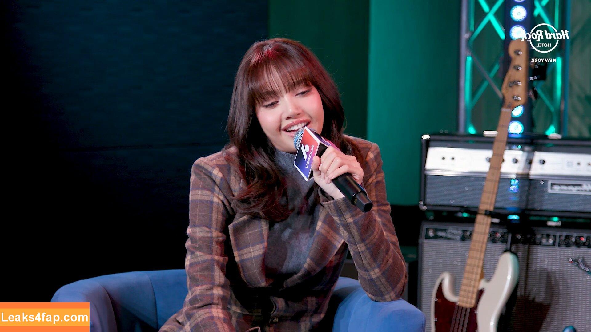 Lisa Blackpink /  слитое фото фото #0709