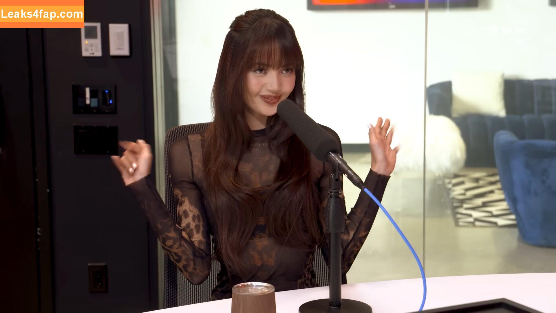 Lisa Blackpink /  слитое фото фото #0742