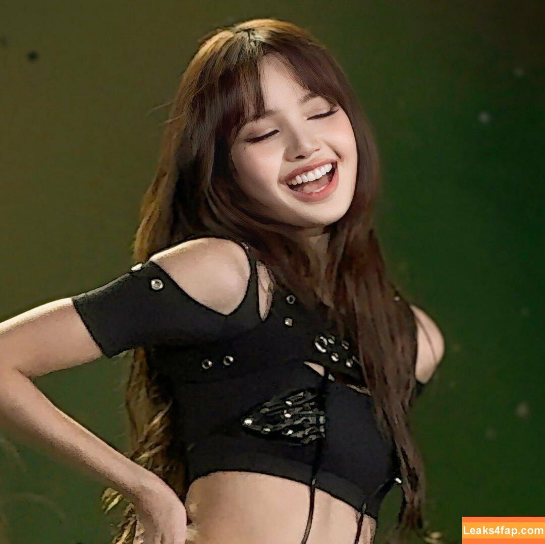 Lisa Blackpink /  слитое фото фото #0788