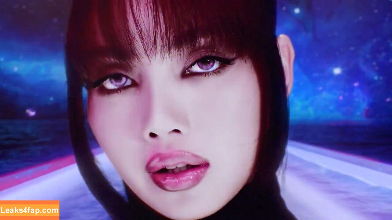 Lisa Blackpink /  слитое фото фото #0827