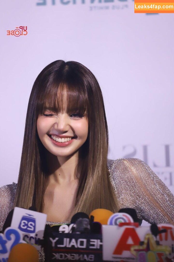 Lisa Blackpink /  слитое фото фото #0864