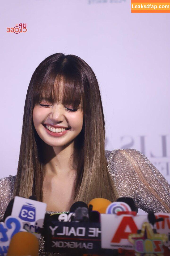 Lisa Blackpink /  слитое фото фото #0865