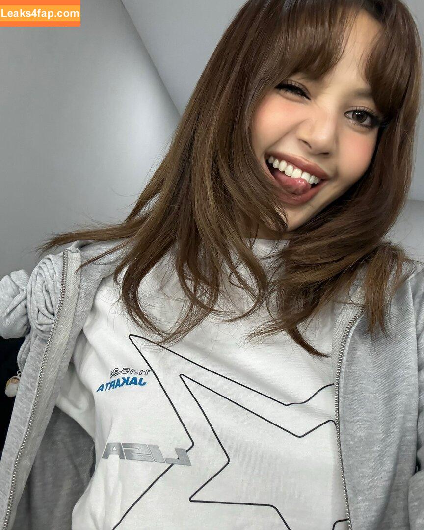 Lisa Blackpink /  слитое фото фото #0943