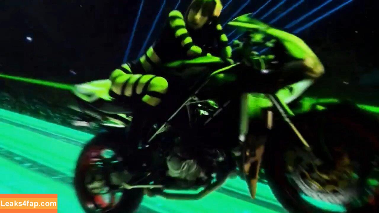 Lisa Blackpink /  слитое фото фото #0954