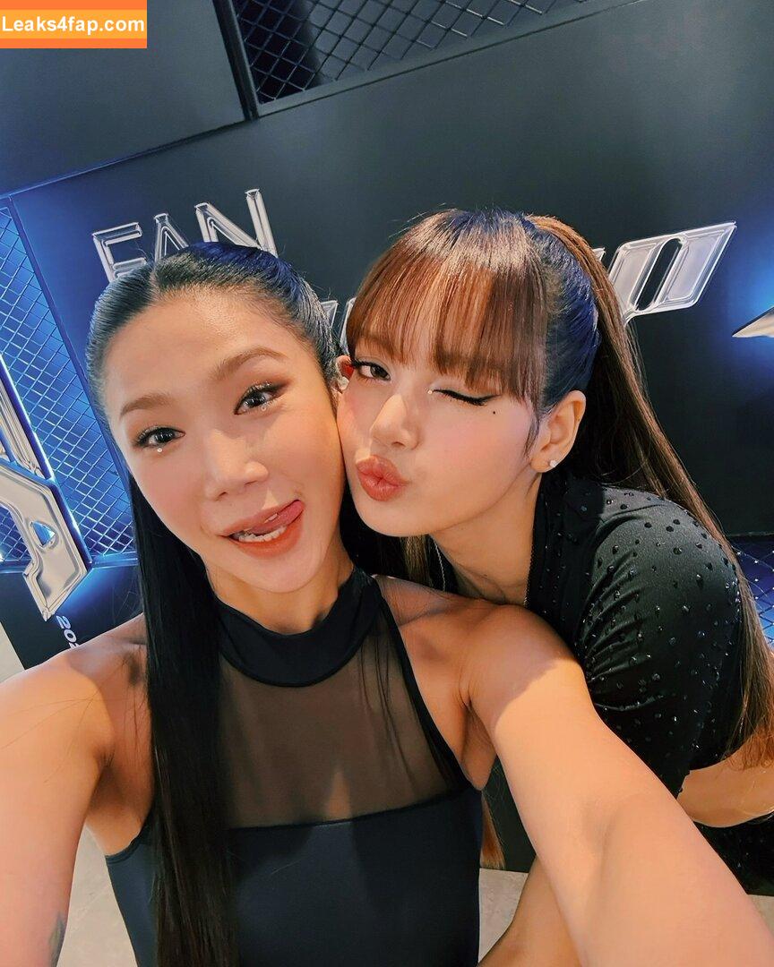 Lisa Blackpink /  слитое фото фото #0996