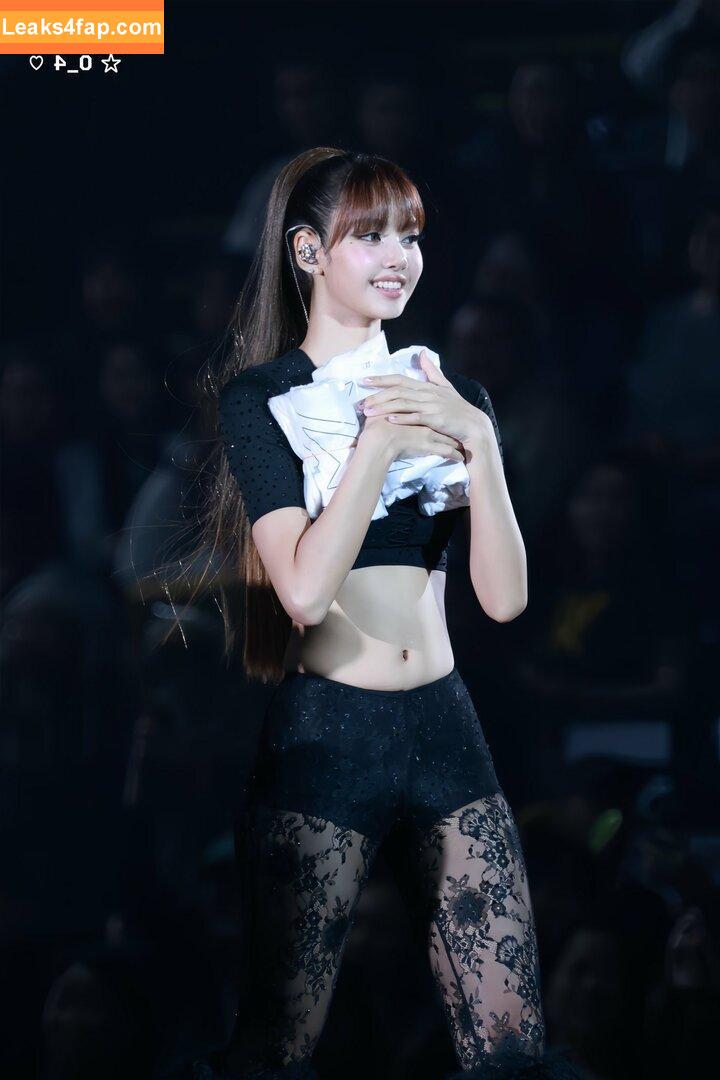 Lisa Blackpink /  слитое фото фото #0998