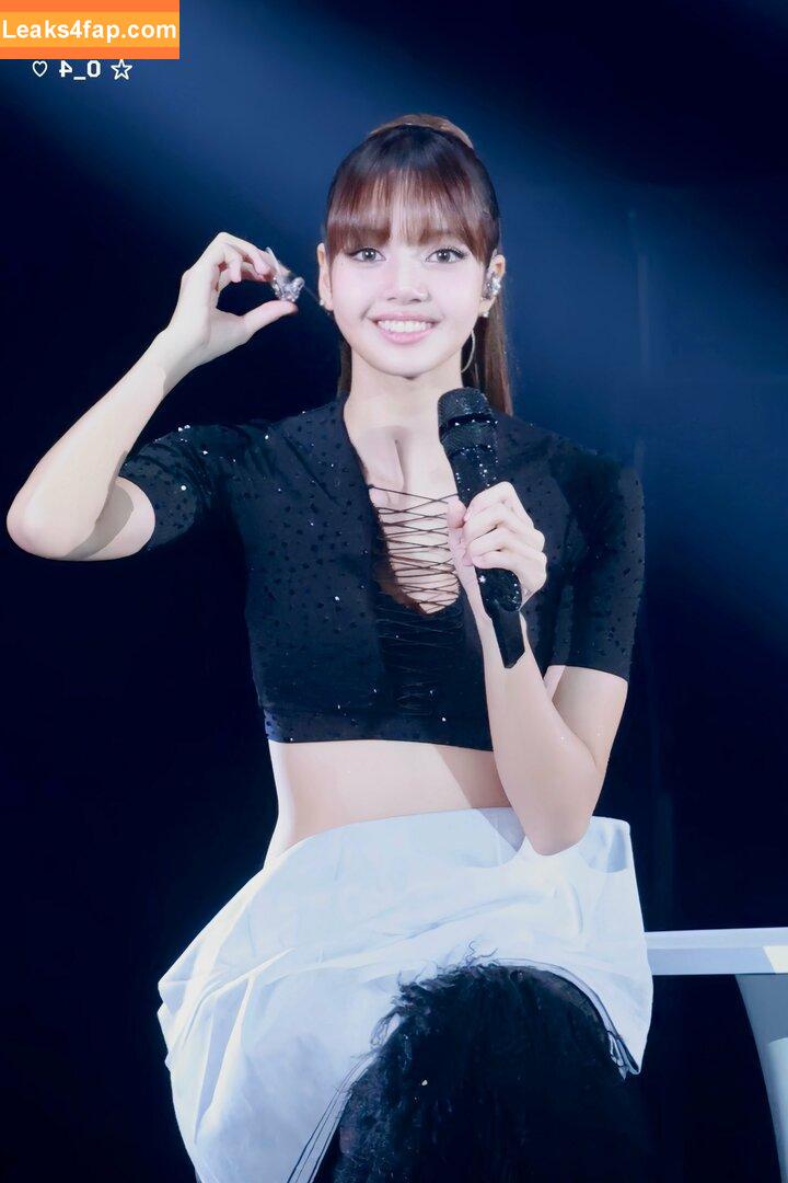 Lisa Blackpink /  слитое фото фото #0999