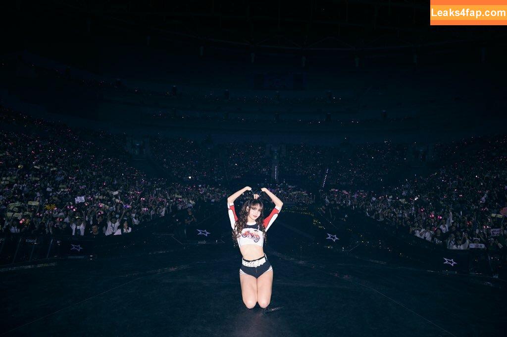 Lisa Blackpink /  слитое фото фото #1012