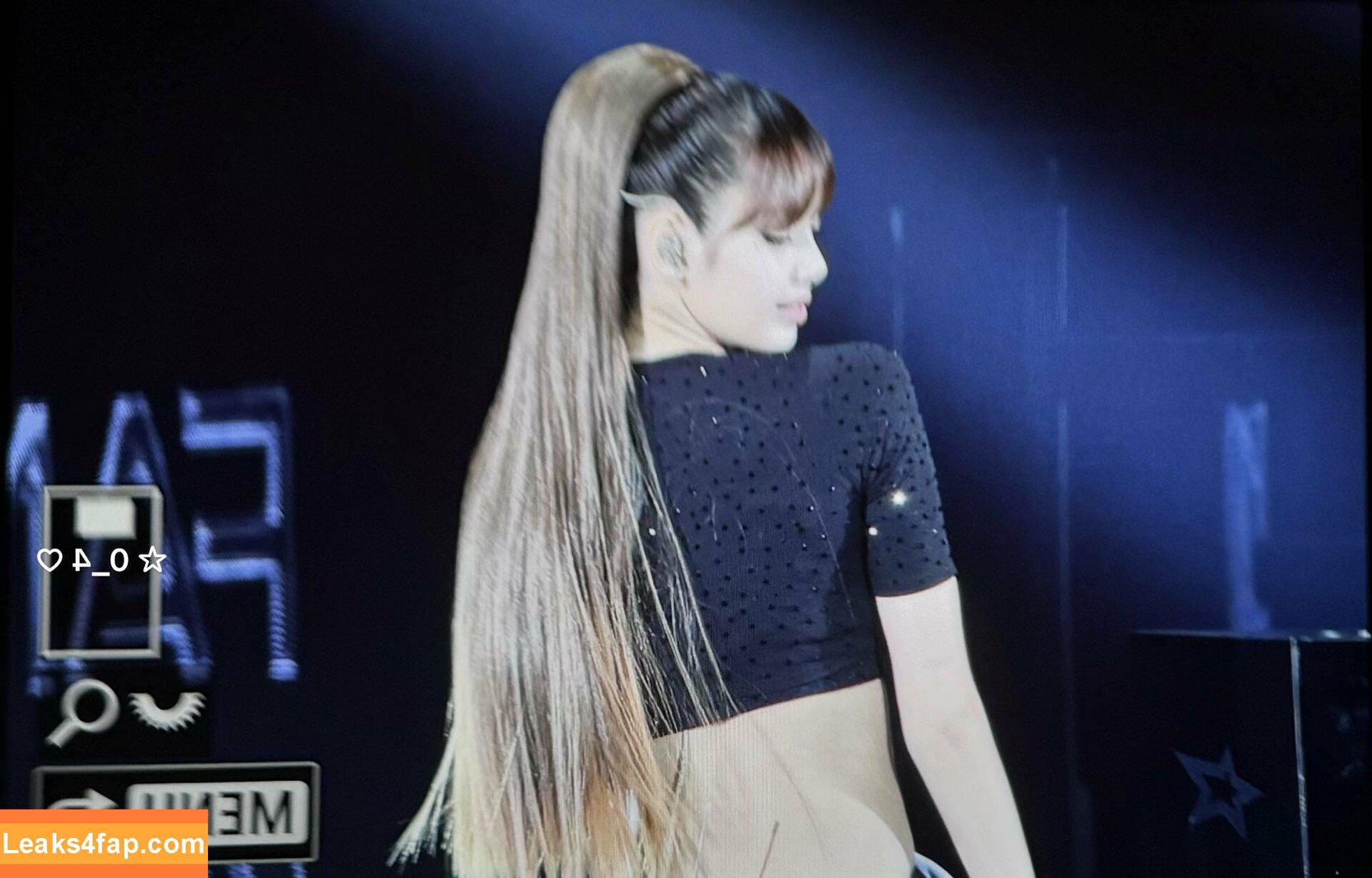 Lisa Blackpink /  слитое фото фото #1016