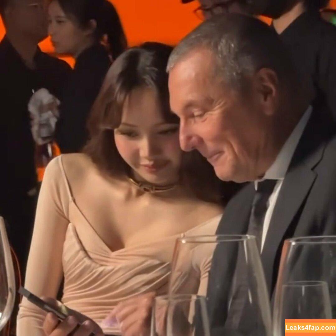 Lisa Blackpink /  слитое фото фото #1100