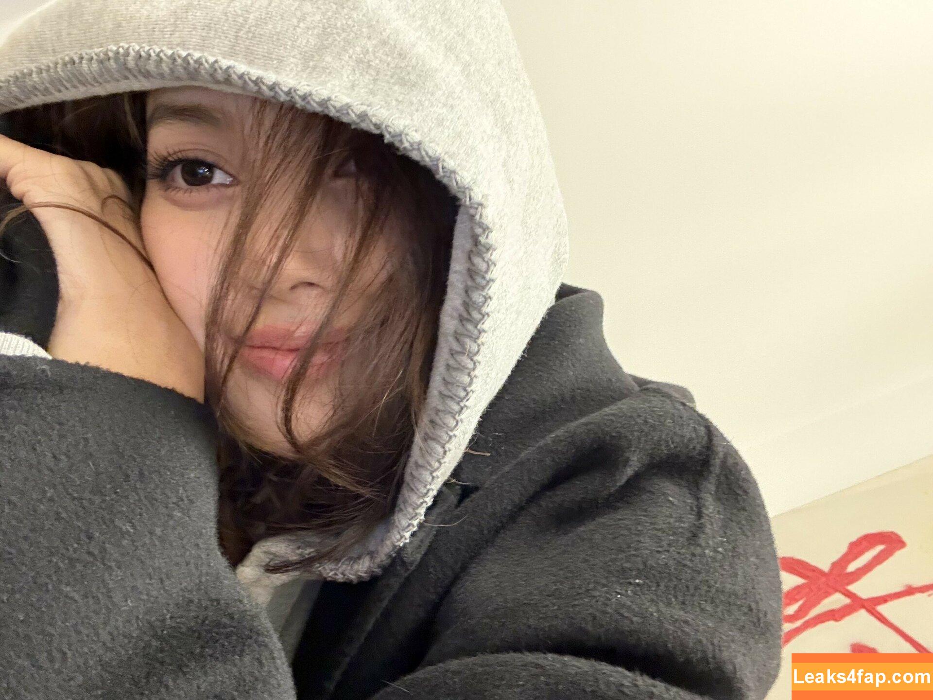 Lisa Blackpink /  leaked photo photo #1156