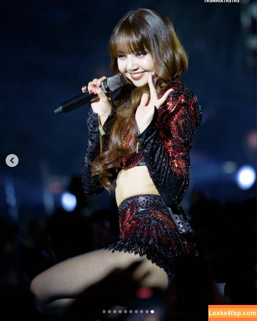 Lisa Blackpink /  слитое фото фото #1174