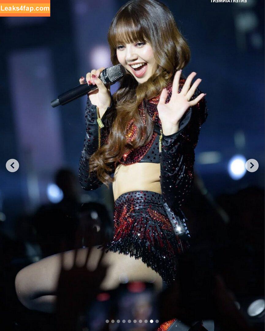 Lisa Blackpink /  слитое фото фото #1175