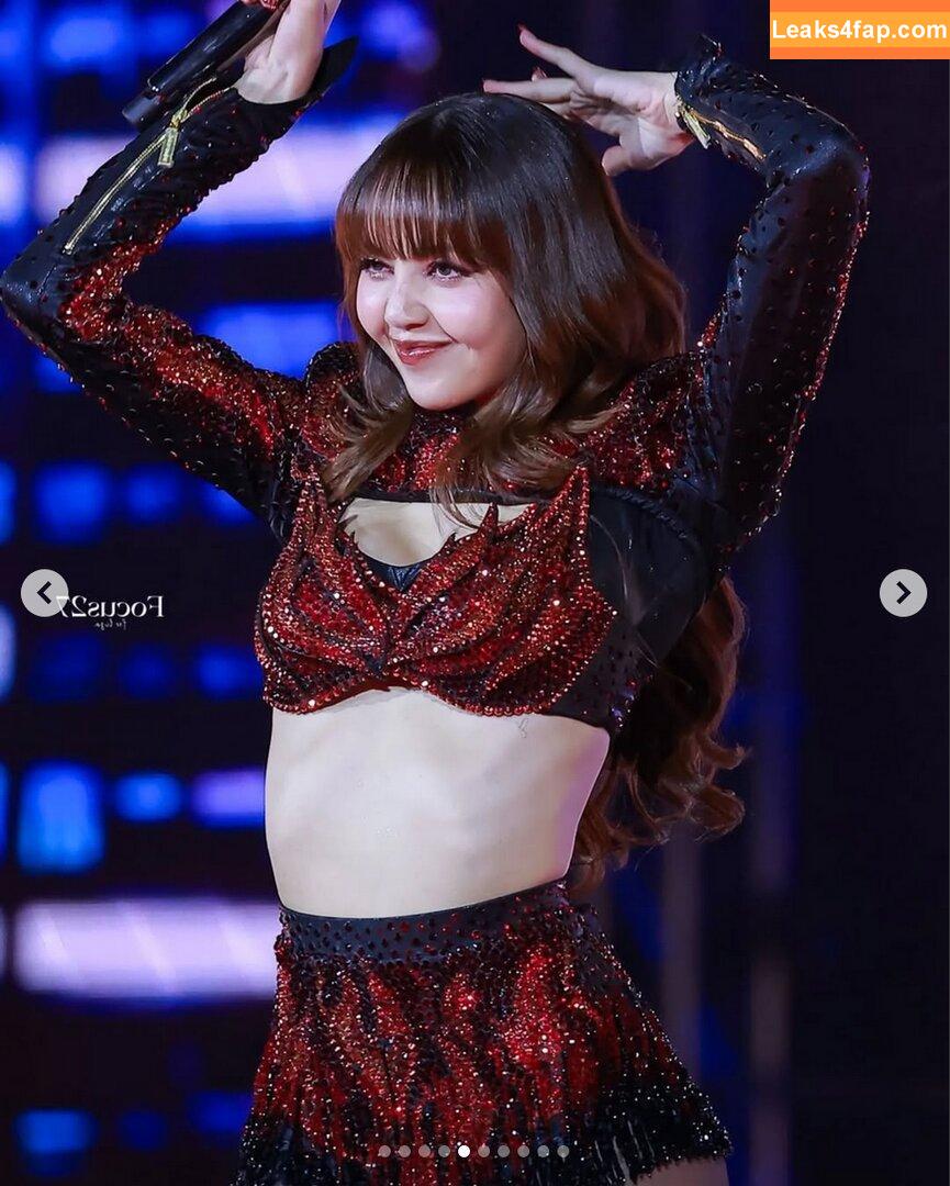 Lisa Blackpink /  слитое фото фото #1179