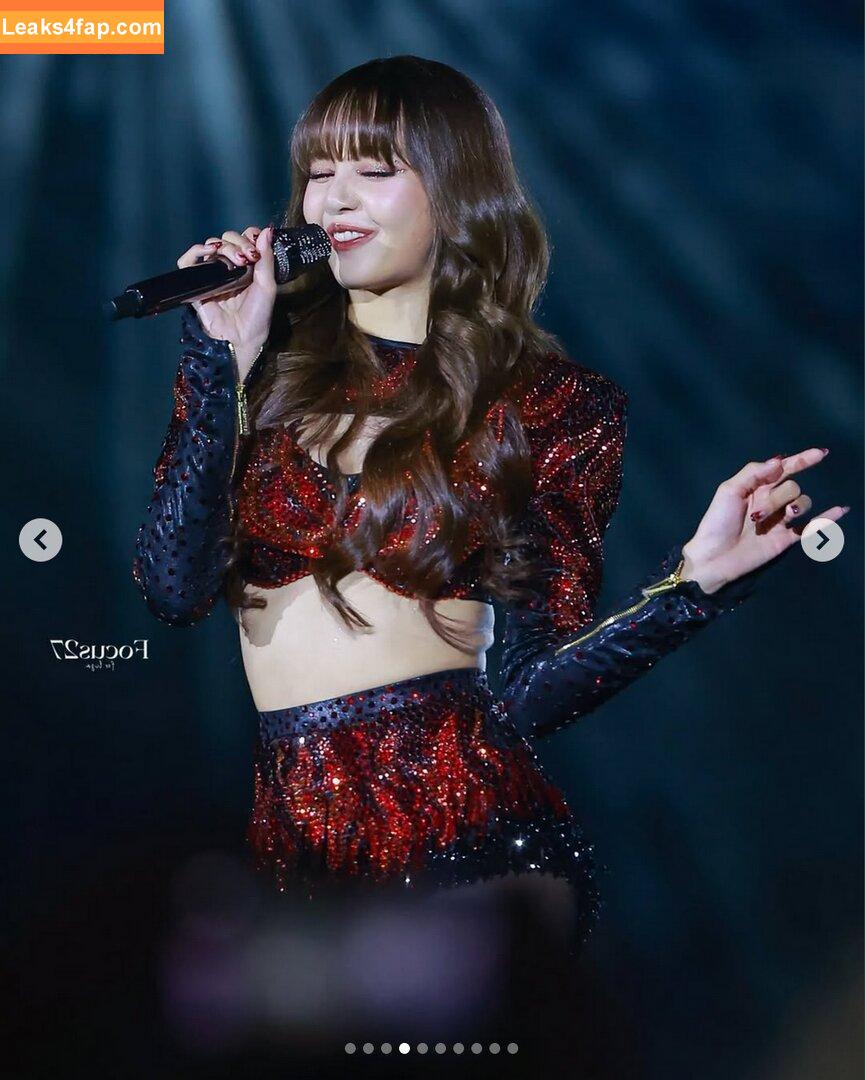 Lisa Blackpink /  leaked photo photo #1180