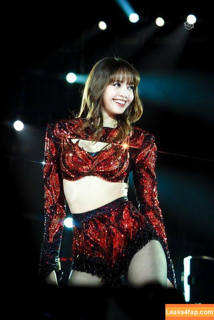 Lisa Blackpink /  слитое фото фото #1200