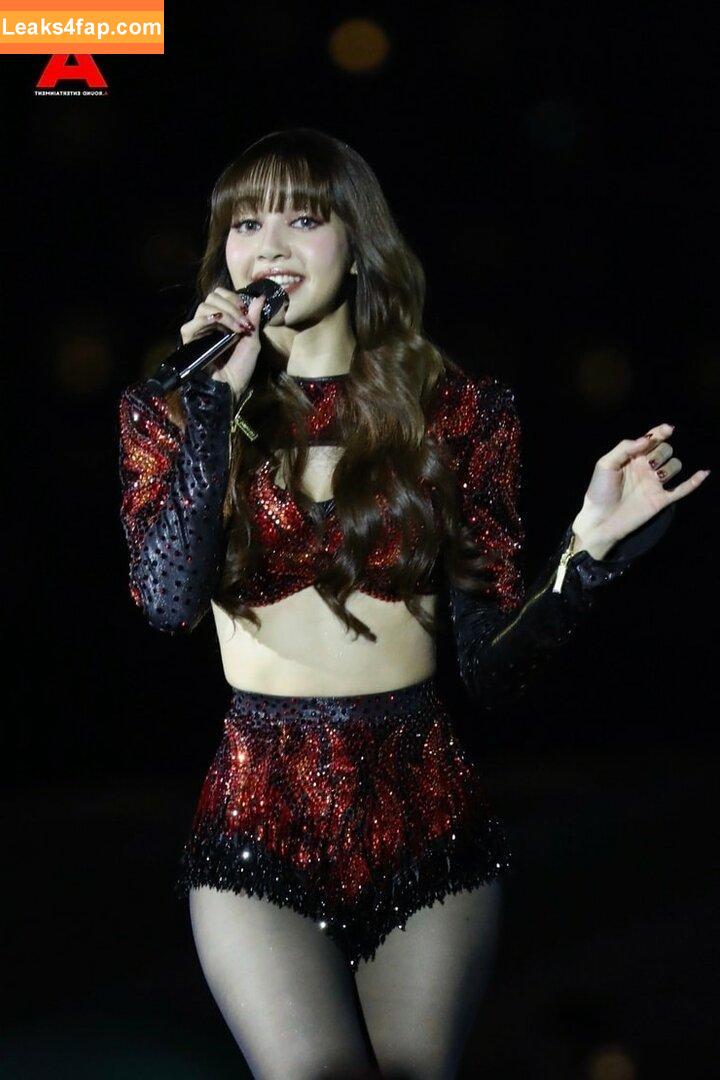 Lisa Blackpink /  слитое фото фото #1202