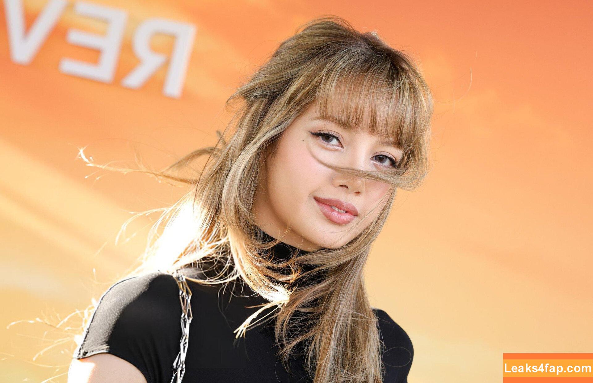 Lisa Blackpink /  leaked photo photo #1454