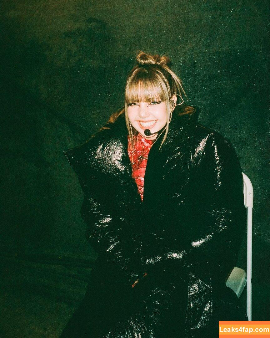 Lisa Blackpink /  leaked photo photo #1490