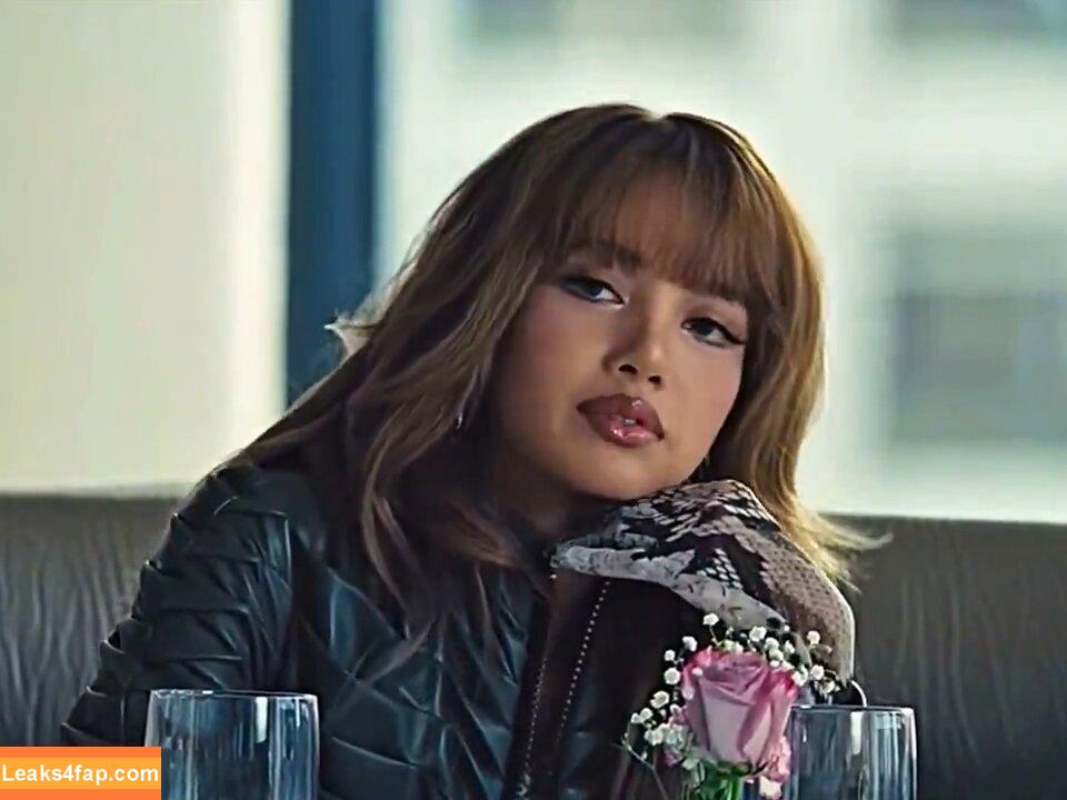 Lisa Blackpink /  leaked photo photo #1521