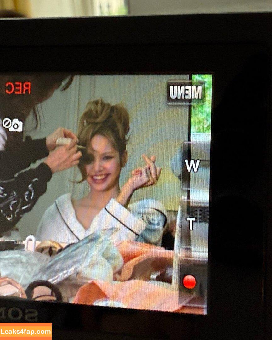 Lisa Blackpink /  leaked photo photo #1551