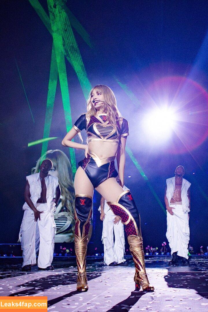 Lisa Blackpink /  leaked photo photo #1692
