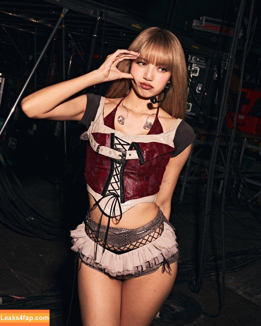 Lisa Blackpink /  leaked photo photo #1710