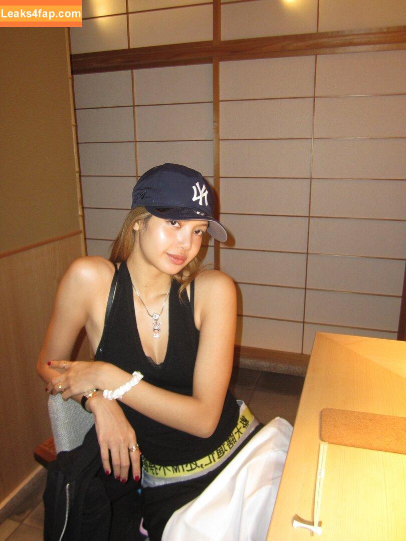 Lisa Blackpink /  leaked photo photo #1723
