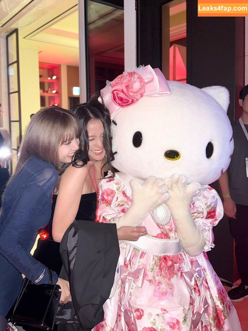 Lisa Blackpink /  leaked photo photo #1727