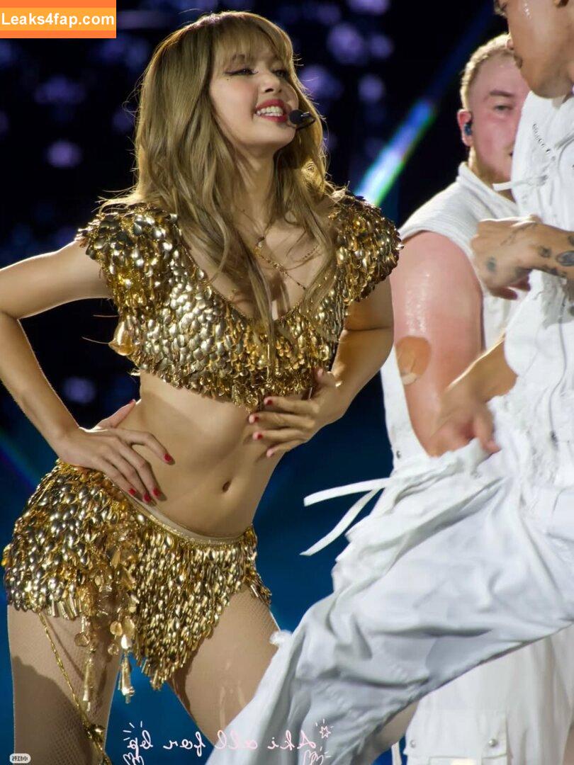 Lisa Blackpink /  leaked photo photo #1759
