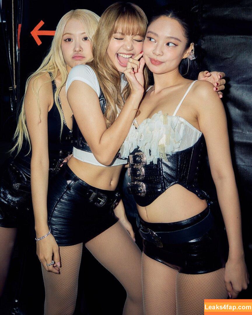Lisa Blackpink /  leaked photo photo #1787