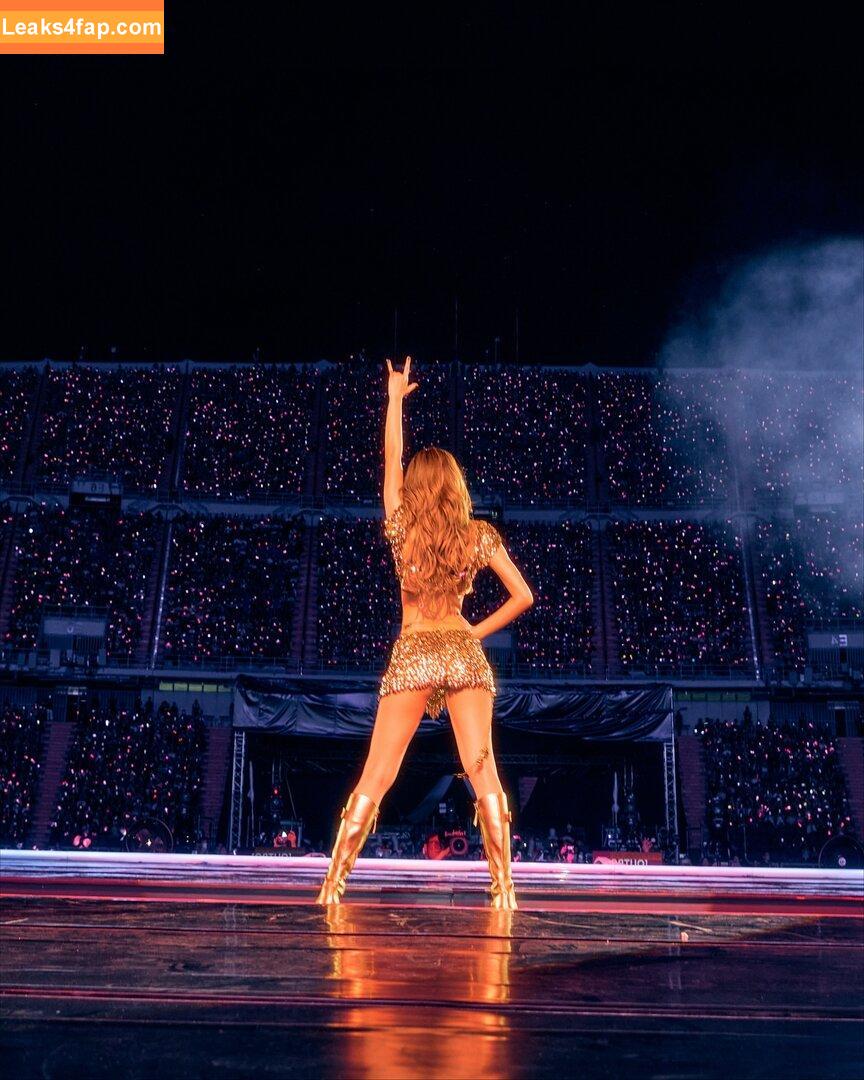 Lisa Blackpink /  leaked photo photo #1796