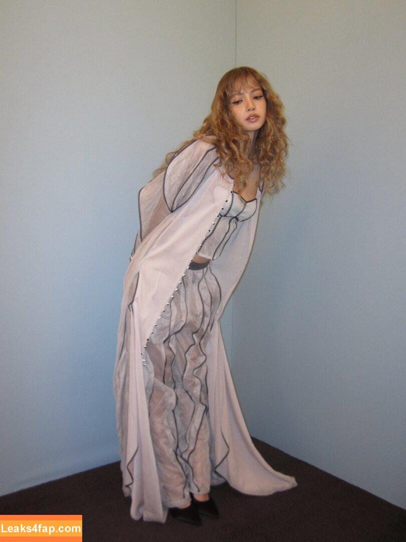 Lisa Blackpink /  leaked photo photo #1825
