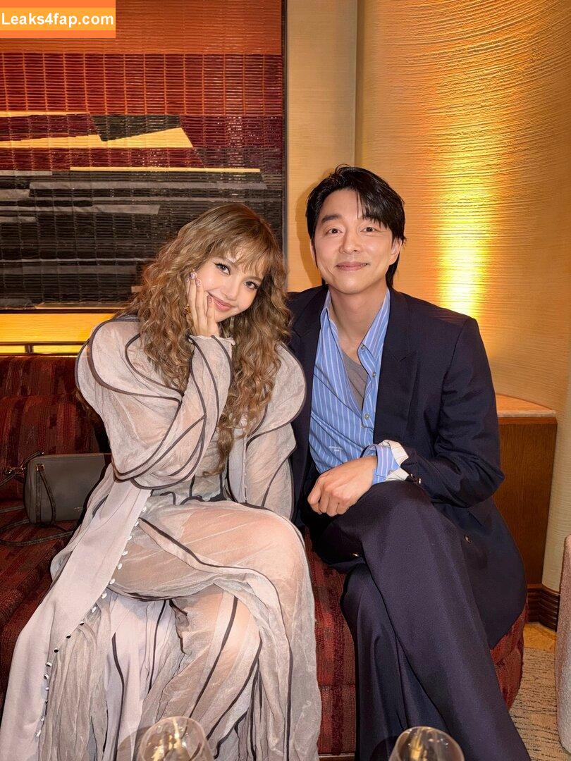 Lisa Blackpink /  leaked photo photo #1827