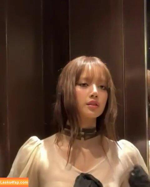 Lisa Blackpink /  leaked photo photo #1858