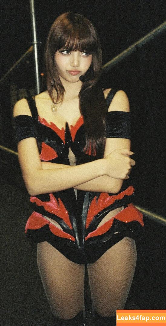 Lisa Blackpink /  leaked photo photo #1875